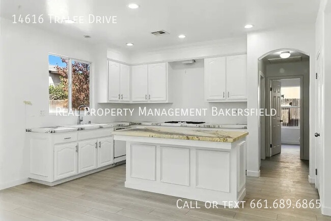 Building Photo - 14616 Tralee Dr