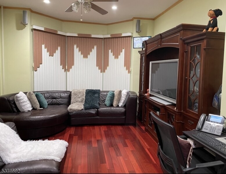 Foto del edificio - 712 Clifton Ave