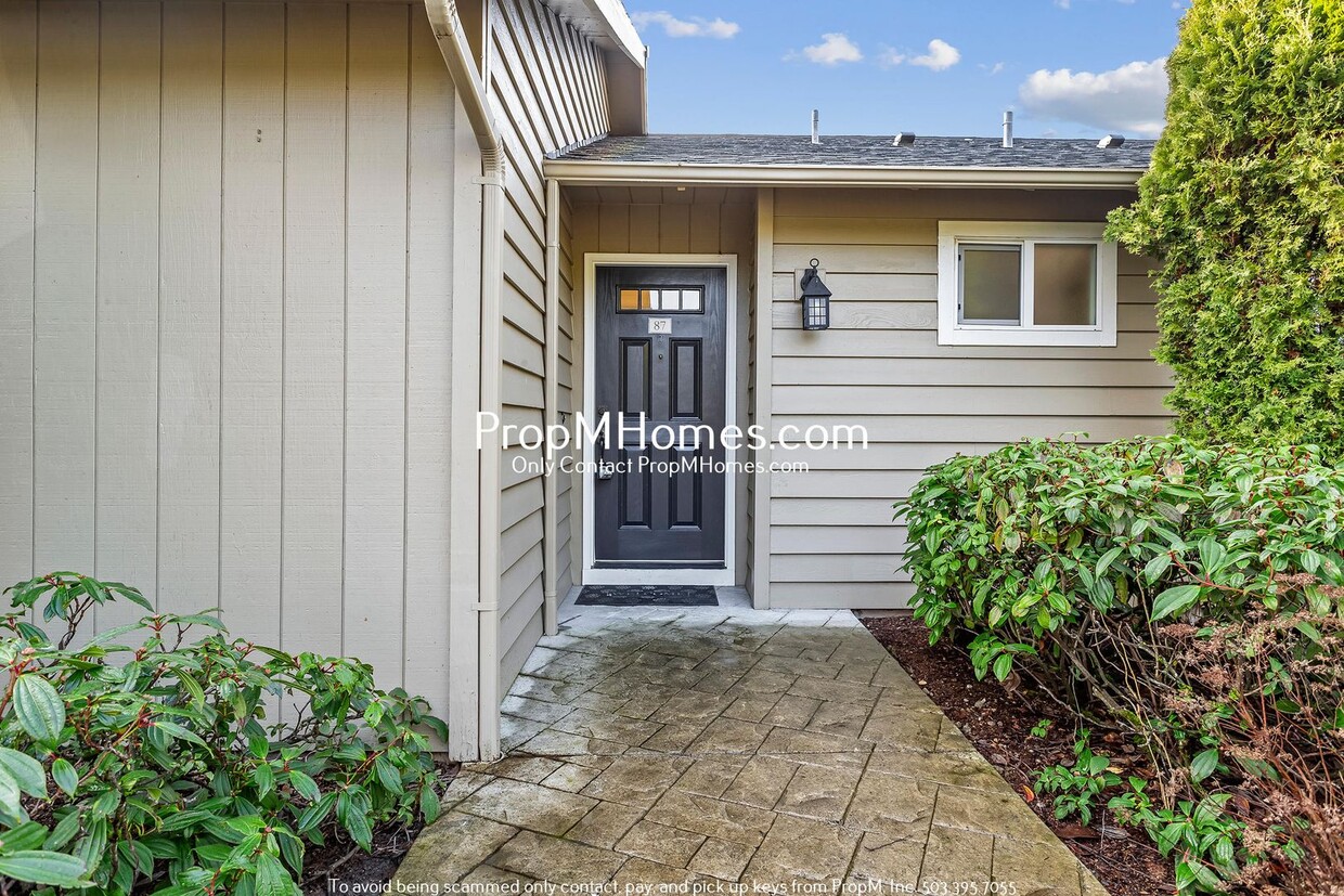 Foto principal - Gorgeous One Bedroom Condo in Cedar Mill! ...