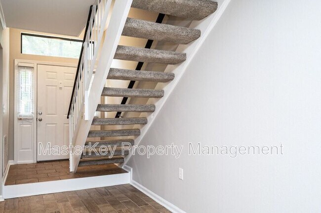 Building Photo - 2406 Condor Ct