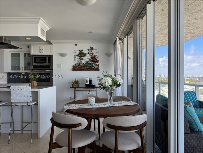 Building Photo - 7330 Ocean 8-D