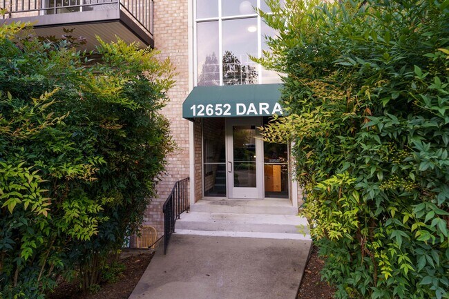 Foto del edificio - 12652 Dara Dr
