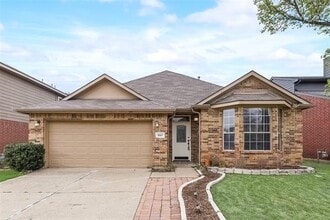 Building Photo - 3317 Fox Hollow Ct