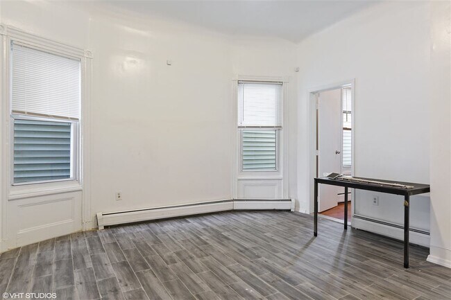 Building Photo - 203 Arlington Ave