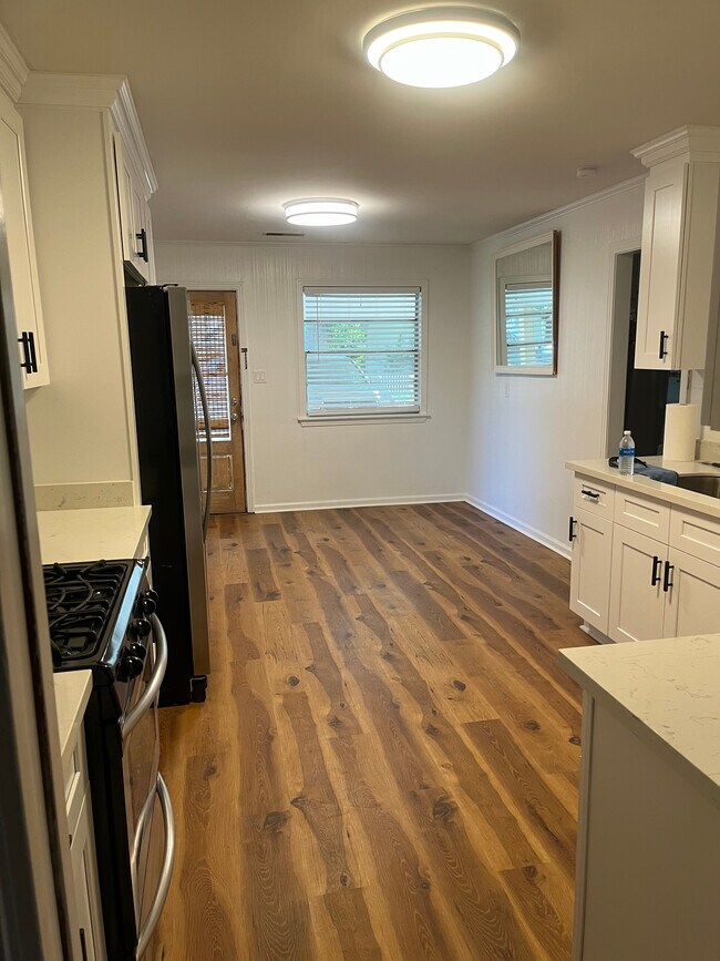 Foto del edificio - 104 Shady Oaks Dr