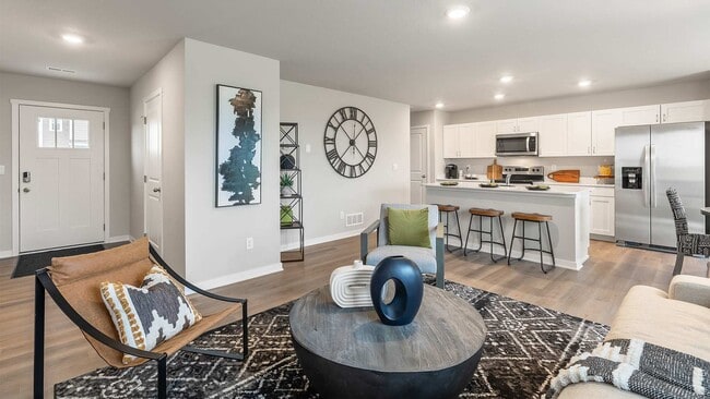 Building Photo - Brixin Townhomes at Sunset Meadows