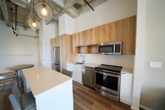 Building Photo - 7920 NE 2nd Ave