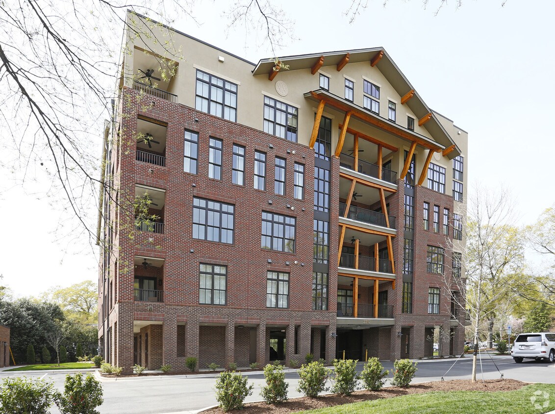 2312 Selwyn Apartments Charlotte Nc Apartments Com
