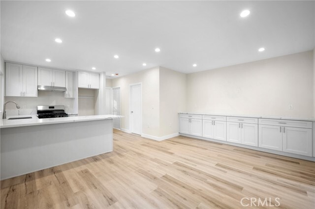 Building Photo - 417 Riverdale Dr