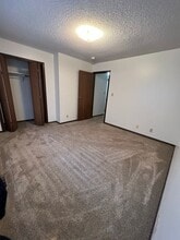 Building Photo - 509 Elm Ave