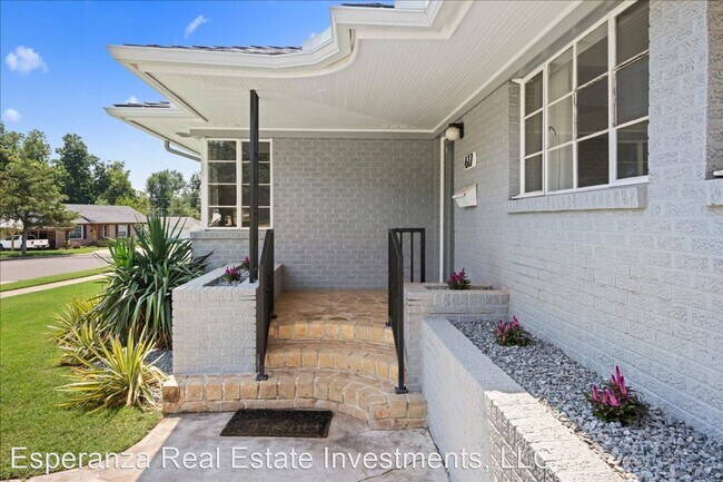 Foto del edificio - 3 br, 2 bath House - 617 S University Dr