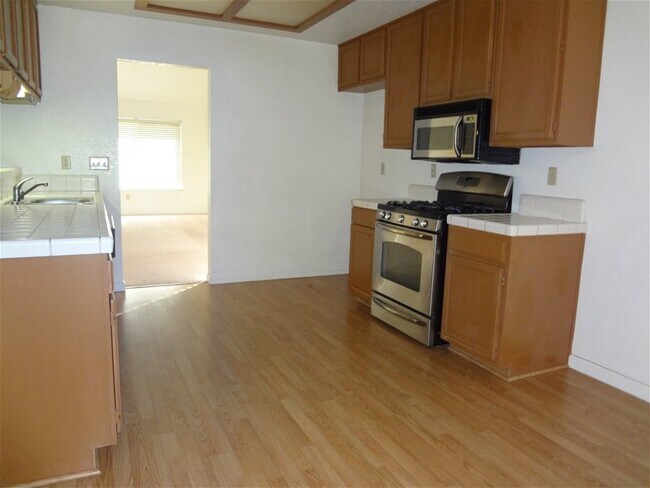 Foto del edificio - 1537 Alicia Dr