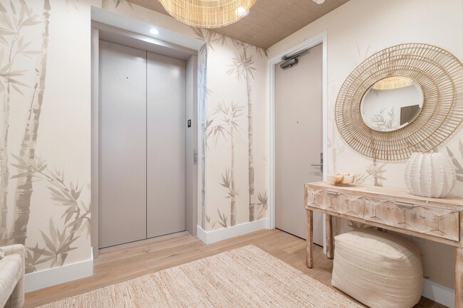 Building Photo - 1333 S Flagler Dr