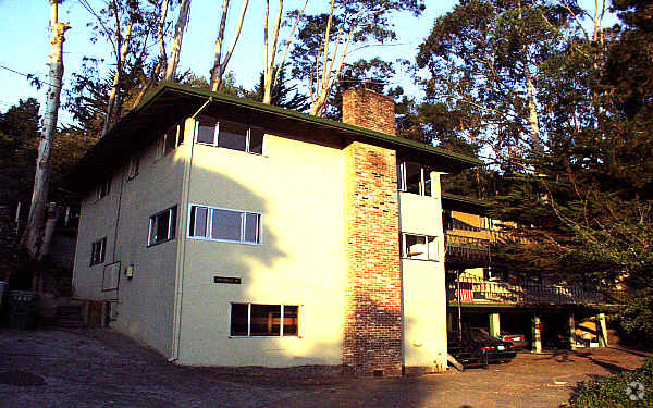 Primary Photo - 1 Shelley Dr