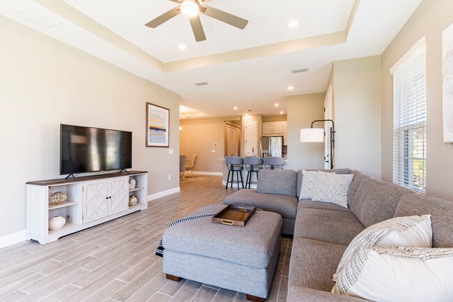 Building Photo - 15784 Sacile LN