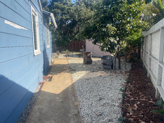 Building Photo - 1460 Marelia Ct
