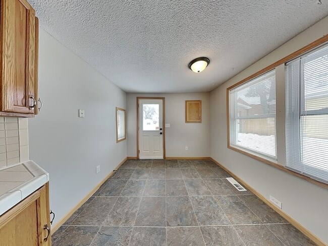 Foto del edificio - 123 4th Ave E