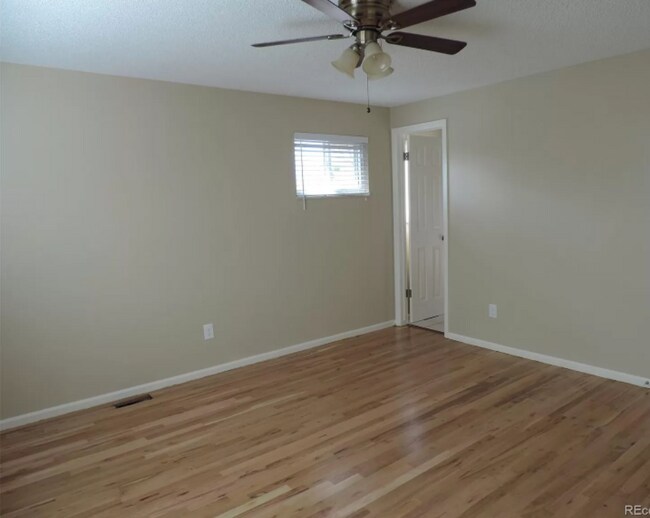 Building Photo - 3740 W 95th Pl
