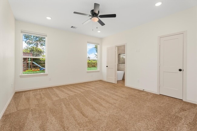 Foto del edificio - 24738 Roscommon Ln