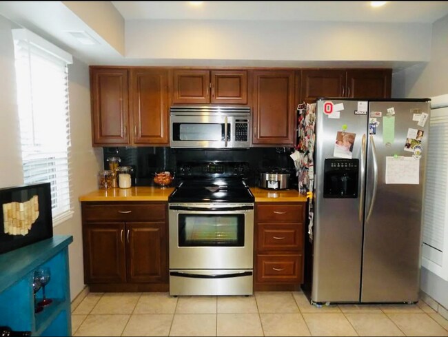 Foto del edificio - 1100 Merrimar Cir N