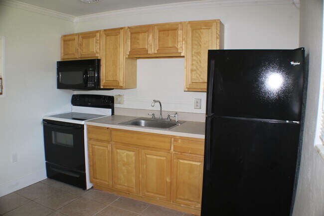 Foto del edificio - 2 Bed Home in Quiet Neighborhood