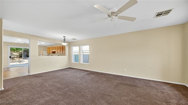 Building Photo - 10460 Wellington Manor Ave