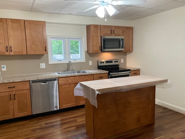 Kitchen - 28 Gooding St