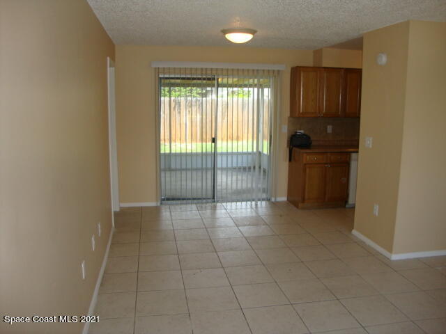 Foto del edificio - 2340 Jason St
