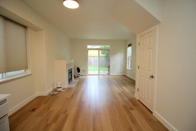 Foto del edificio - 8522 N Haven Ave