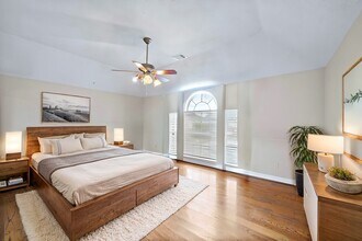 Building Photo - 5718 Charlestown Colony Dr