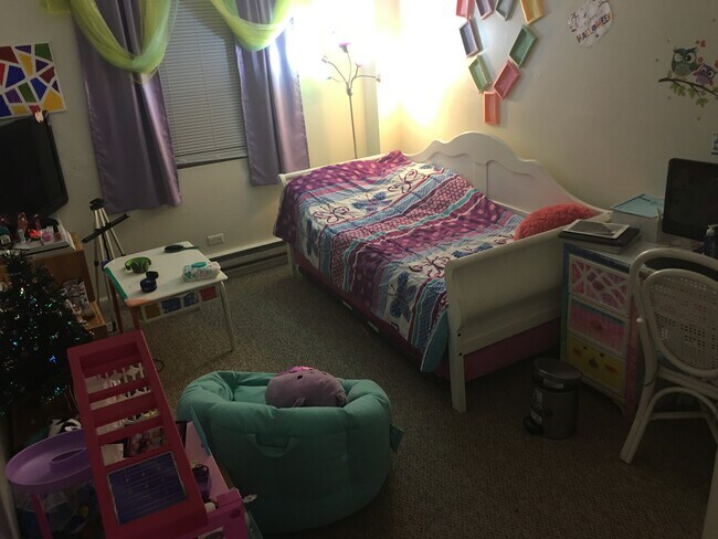 Bedroom 2 - 1500 Grady Ave