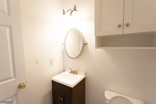 Foto del edificio - 49 Cornerstone Ln