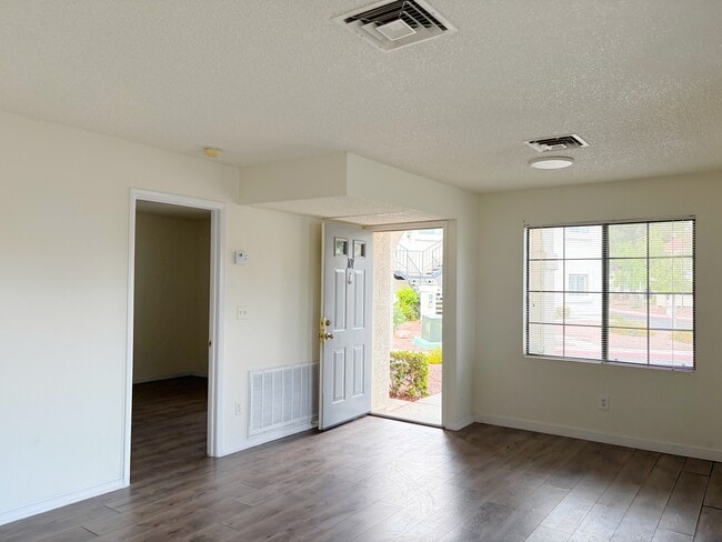 Building Photo - 4813 Nara Vista Way