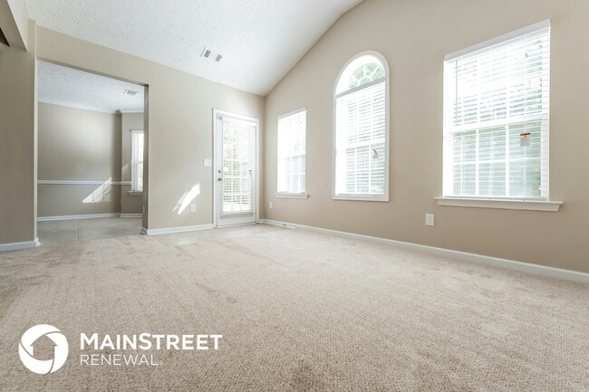 Foto del edificio - 5345 Yellow Pine Dr