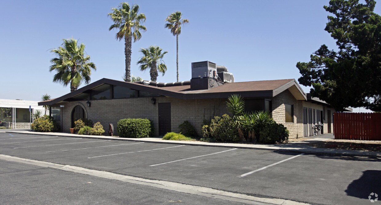 Primary Photo - Rancho Rialto
