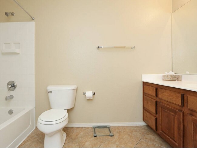 Second Bath - 8777 West Maule Avenue