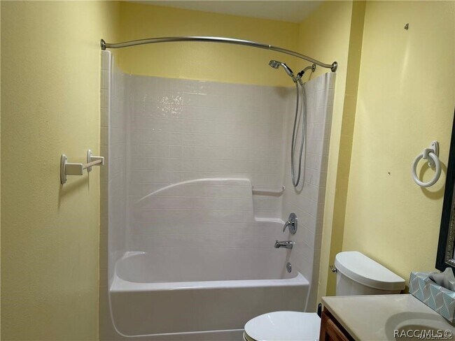 Foto del edificio - 3 Lindwood Ct