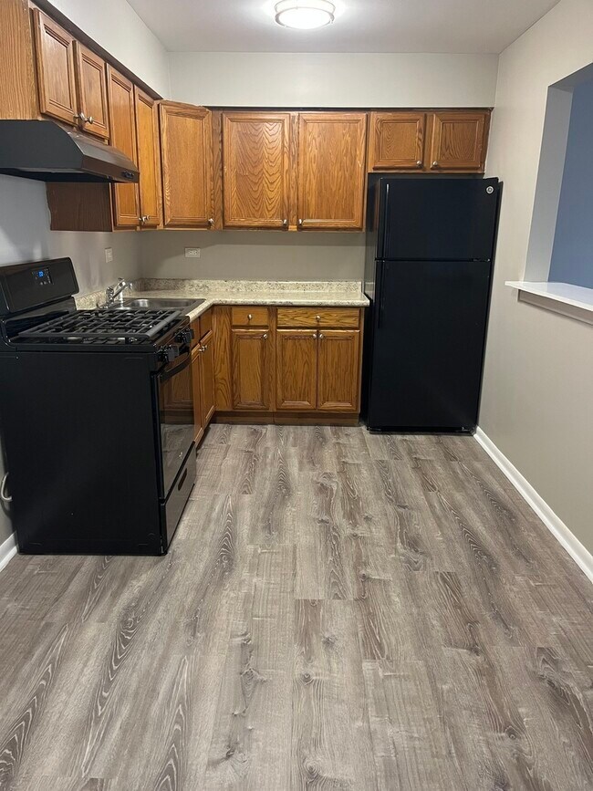 Foto del edificio - 8817 S Roberts Rd