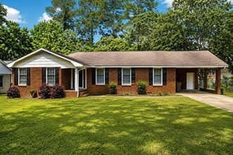 Building Photo - 662 Pringle Dr