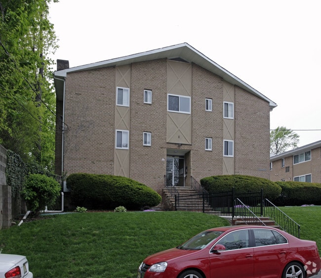 Rutgers Court Apartments Apartments in Belleville, NJ