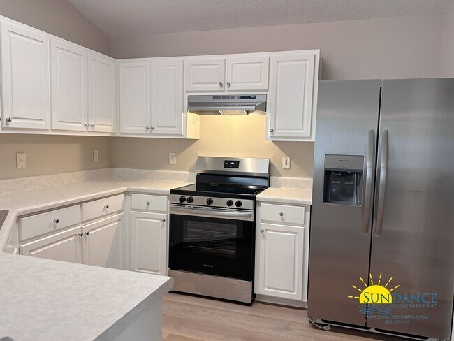 Building Photo - 4 Bedroom Home in Marsh Harbor Subdivision-Brand New Appliances!