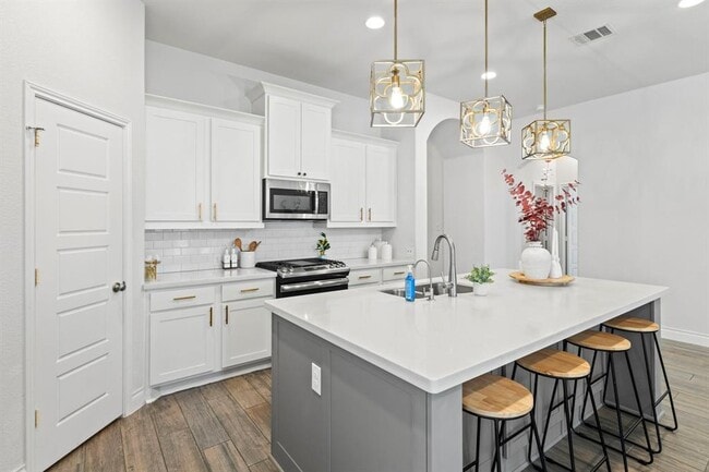 Building Photo - 217 Magdalene Way