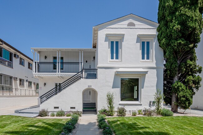 Building Photo - 222 S Gale Dr