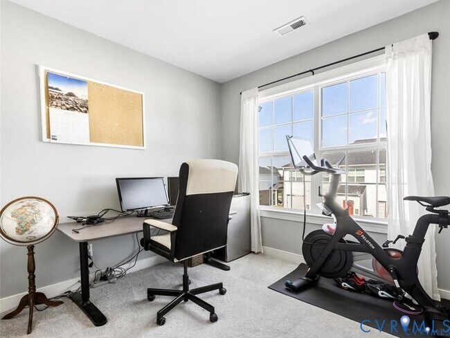 Foto del edificio - 7362 Pebble Lake Dr