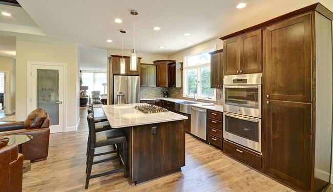 Building Photo - 2451 Quail Run