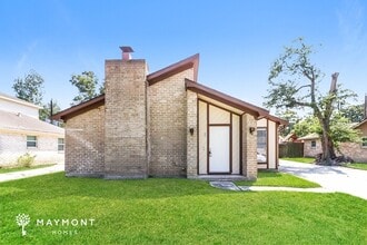 Building Photo - 2406 Deasa Dr