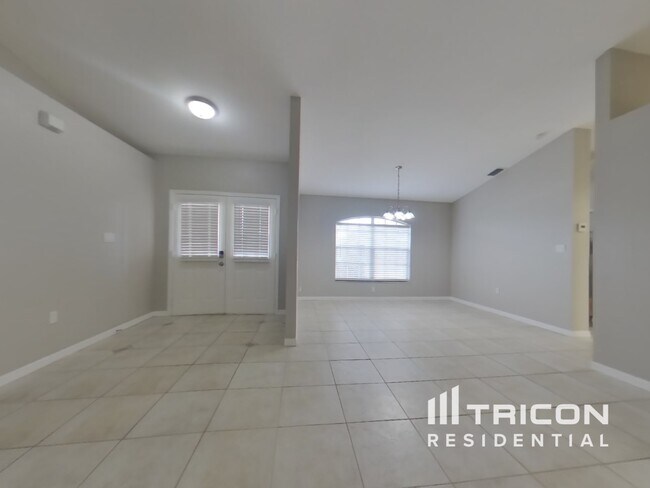 Foto del edificio - 7217 N Blue Sage