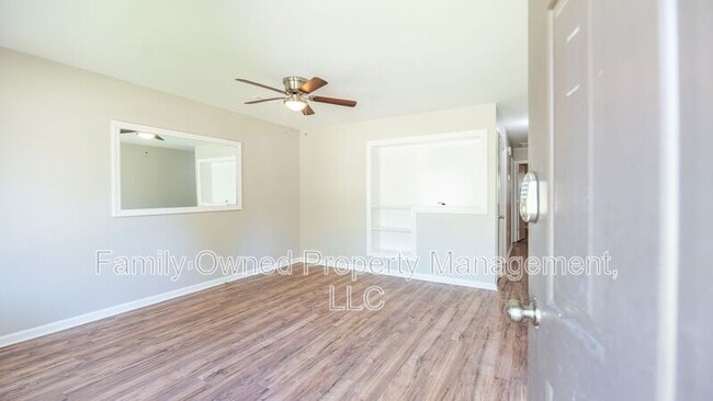 Building Photo - 143 Heather Dr