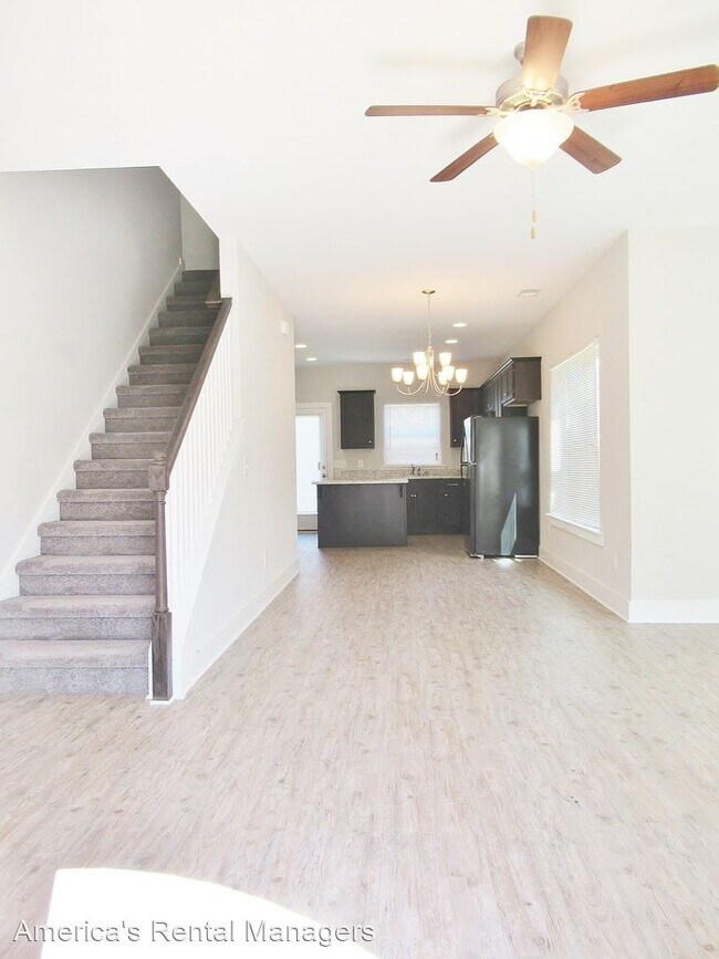 Foto del edificio - 4 br, 3 bath House - 14509 Griffin Street