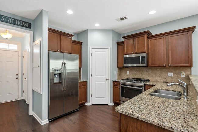 Building Photo - 232 Rivers Edge Cir